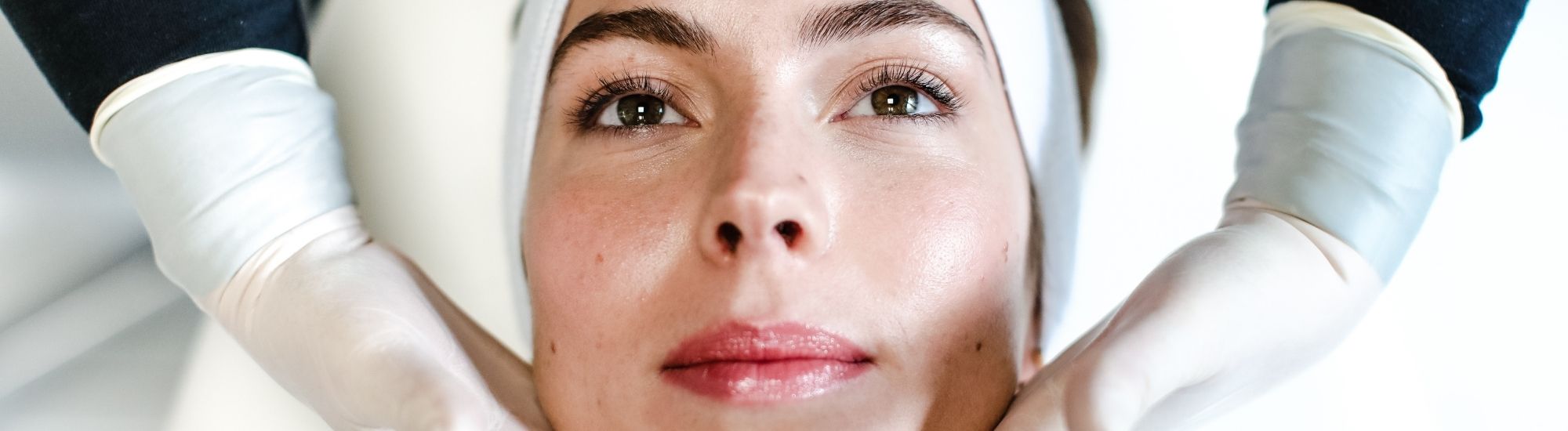 Skin Tightening pour retendre la peau du visage